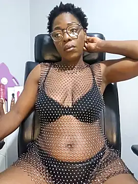 Snapshot of Shaniko89 chatting on 06-30-26, 10:11 Shaniko89 online show from 06-30-26, 10:11