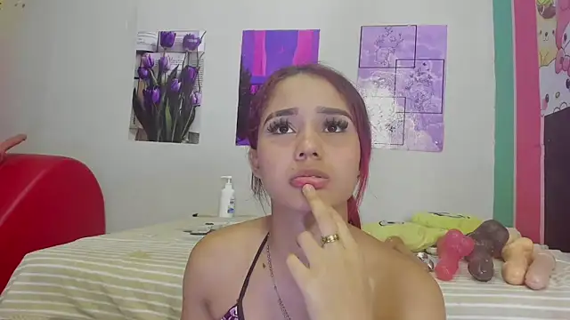 MarianaManzur online show from 02-18-25, 05:42