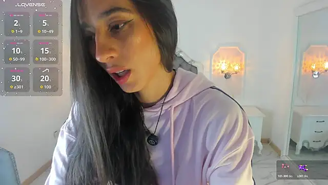 Valentina Ross  online show from 05-09-26, 11:37