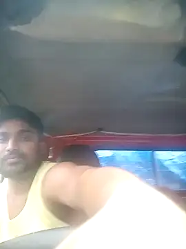 Snapshot of Driver-naru chatting on 06-29-26, 04:08 Driver-naru online show from 06-29-26, 04:08