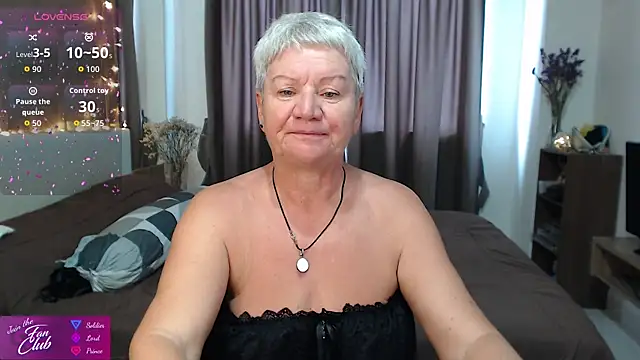 roxana brooks online show from 05-14-26, 03:02