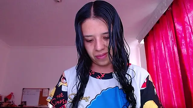 Snapshot of VALERY_MEER chatting on 04-23-26, 12:04 VALERY MEER online show from 04-23-26, 12:04