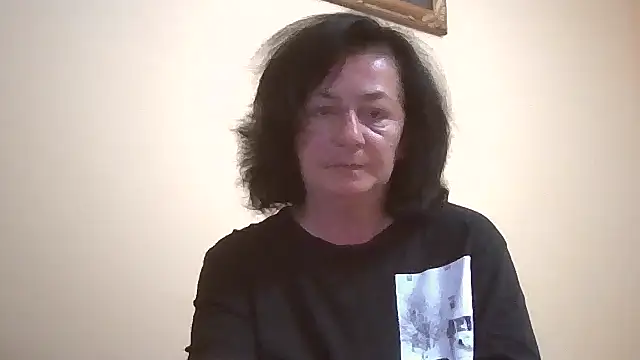 GypsiQueen2 online show from 05-16-26, 05:56