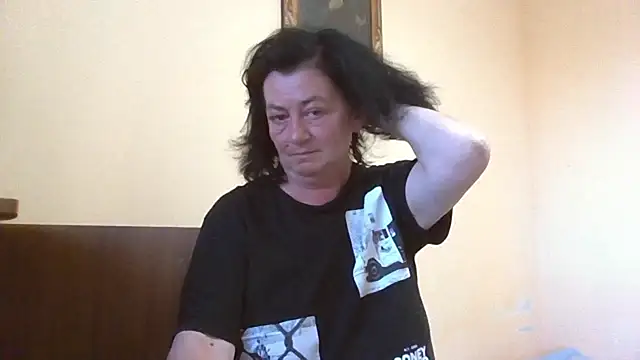 GypsiQueen2 online show from 06-11-26, 06:06