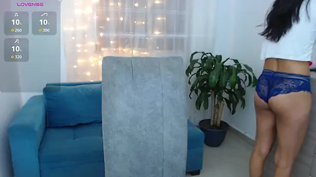 Snapshot of imSophia chatting on 01-14-26, 01:39 imSophia online show from 01-14-26, 01:39