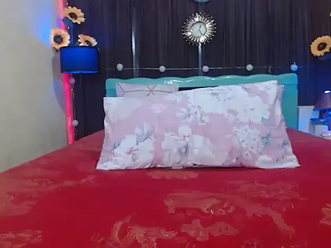 Snapshot of UrAsianPrincessDanie chatting on 02-13-26, 04:25 UrAsianPrincessDanie online show from 02-13-26, 04:25