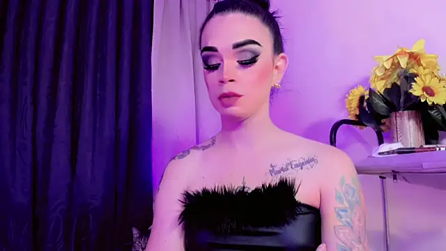 lesly xx online show from 02-15-26, 07:51