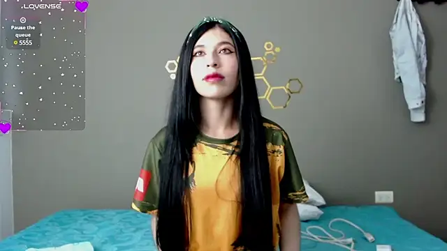 adriscute online show from 01-19-25, 10:49