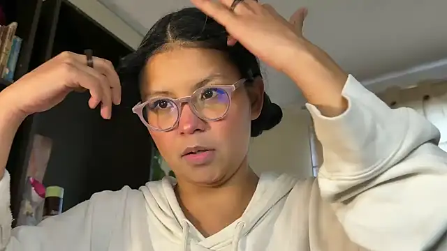 Hathorlove online show from 07-20-26, 11:45