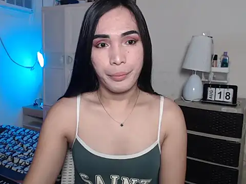 Msyensmith online show from 09-18-25, 03:30