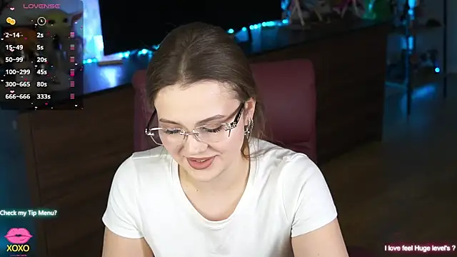 Snapshot of AfinaAmmor chatting on 03-27-26, 03:45 AfinaAmmor online show from 03-27-26, 03:45