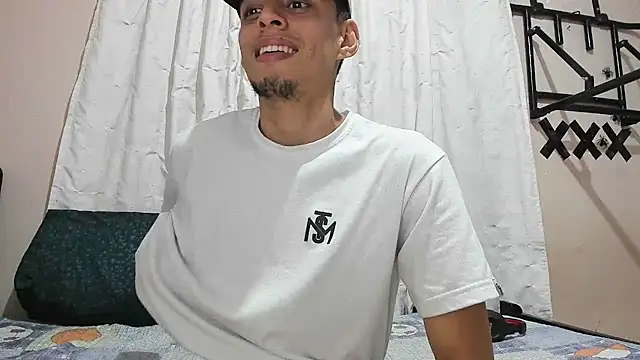 davidlatin66 online show from 03-12-26, 08:48