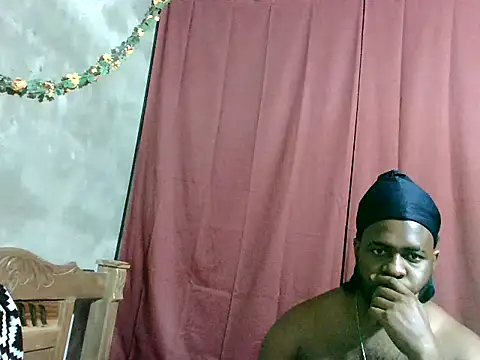 Snapshot of 2ocmaxi chatting on 04-05-26, 04:20 2ocmaxi online show from 04-05-26, 04:20