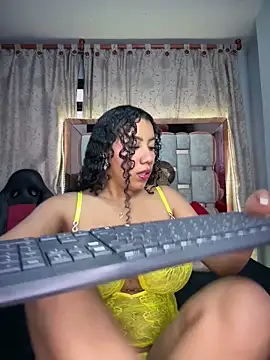 serena willow online show from 05-06-26, 11:15