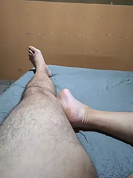 Snapshot of trimineiro_ chatting on 02-17-26, 04:09 trimineiro online show from 02-17-26, 04:09