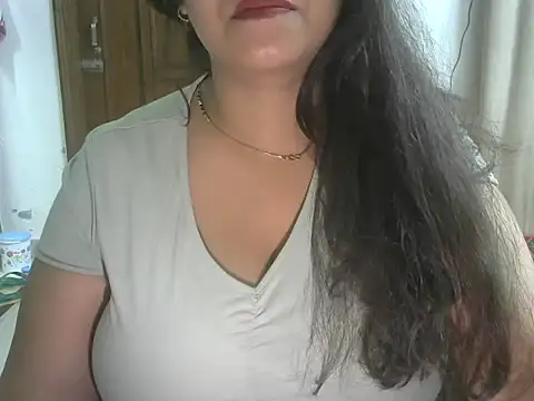 reet kaur69 online show from 05-18-26, 05:30