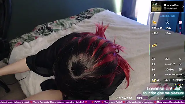 strawberry muffin online show from 04-08-26, 03:23