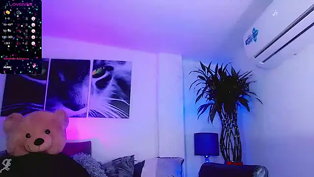 Sophiesweet5 online show from 03-24-26, 07:13