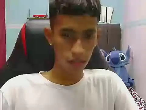 Angelstripboy online show from 04-26-26, 05:43