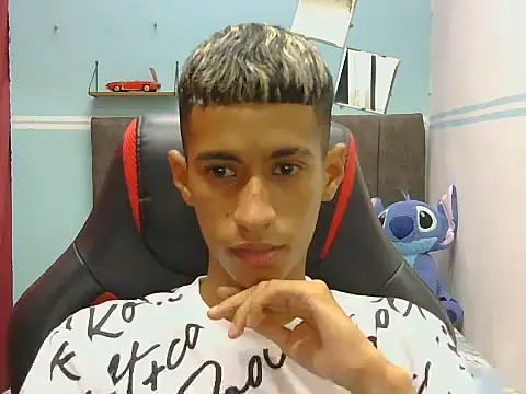 Angelstripboy online show from 08-08-26, 08:22