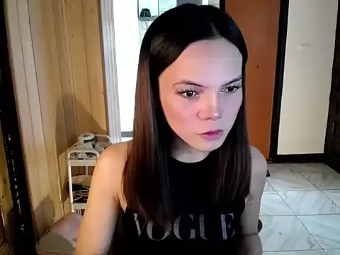 katie white online show from 06-27-26, 05:45