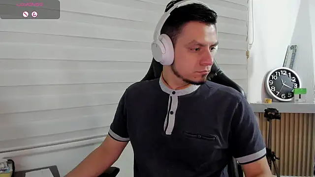 Rick Diesel  online show from 04-18-26, 04:16