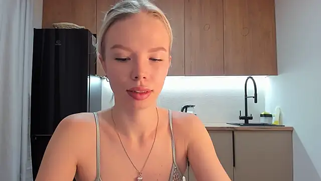 Olivia Bells online show from 12-16-24, 09:20