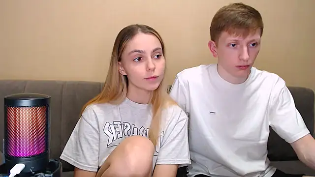 juliaanddima online show from 02-06-26, 11:08