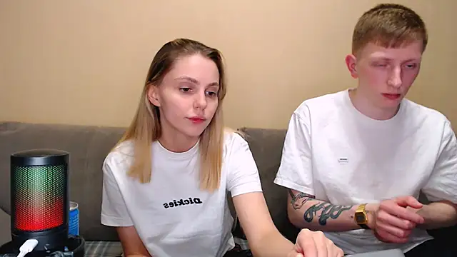 juliaanddima online show from 03-14-26, 10:15