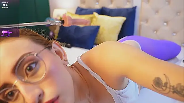 caroline adams  online show from 04-01-26, 01:50