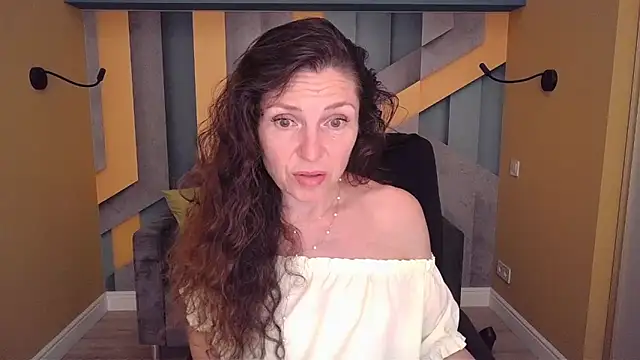 EllaLong online show from 05-23-26, 11:25