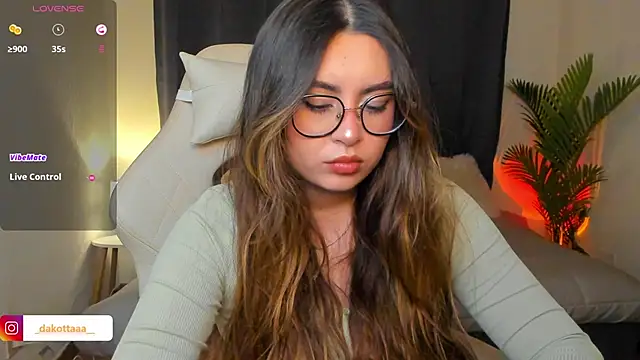 dakottaa  online show from 03-13-26, 11:33