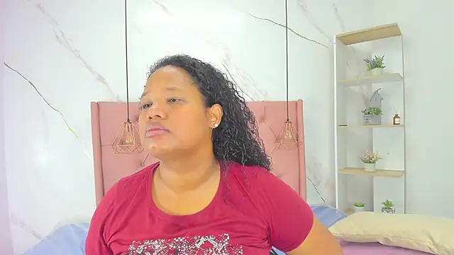 Belle Brunette online show from 02-10-26, 11:25