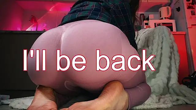 Pi-x-ie online show from 02-05-26, 05:50