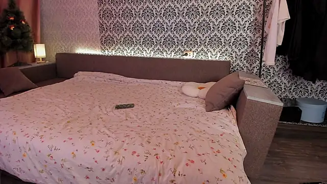 Sweet p1ays online show from 12-19-24, 04:34