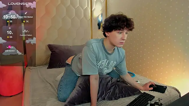  YummyTony  online show from 02-24-26, 04:10