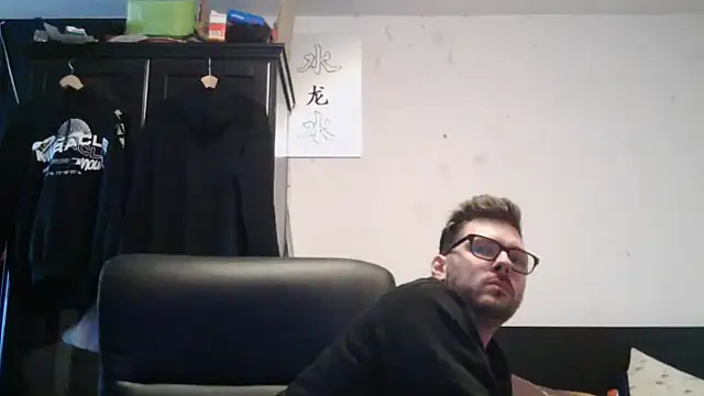 Snapshot of Die-geile-Sau chatting on 04-29-26, 05:41 Die-geile-Sau online show from 04-29-26, 05:41