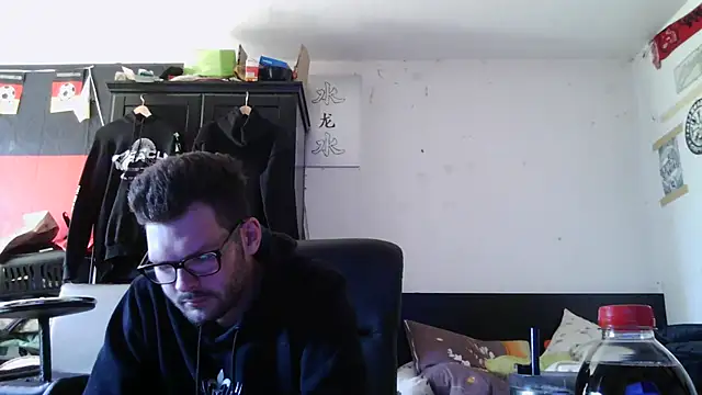 Snapshot of Die-geile-Sau chatting on 05-01-26, 11:37 Die-geile-Sau online show from 05-01-26, 11:37