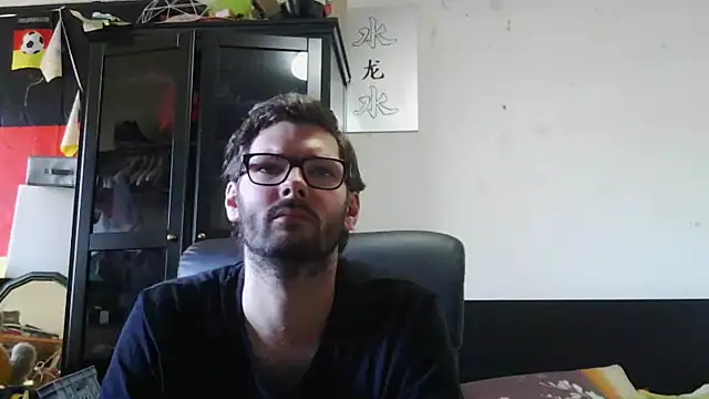 Snapshot of Die-geile-Sau chatting on 07-19-26, 04:11 Die-geile-Sau online show from 07-19-26, 04:11