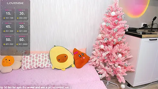 Snapshot of Monica_Blair chatting on 12-18-25, 01:39 Monica Blair online show from 12-18-25, 01:39