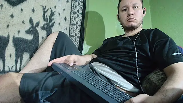 sweet cock28 online show from 04-19-26, 01:54