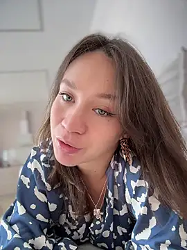 Snapshot of QuietNicole chatting on 03-11-26, 04:51 QuietNicole online show from 03-11-26, 04:51