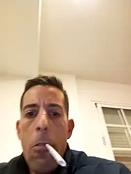 Snapshot of brutoxxx007 chatting on 01-31-25, 05:51 brutoxxx007 online show from 01-31-25, 05:51