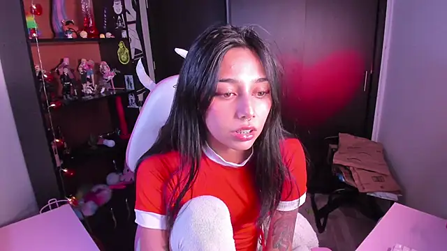 Snapshot of amber_yull chatting on 02-13-26, 02:07 amber yull online show from 02-13-26, 02:07