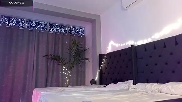 mini kunis online show from 02-13-26, 04:14