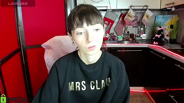 TayanaJons online show from 12-21-25, 07:59