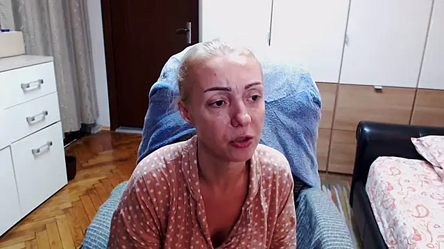 Leona-Exotic online show from 07-22-26, 09:12