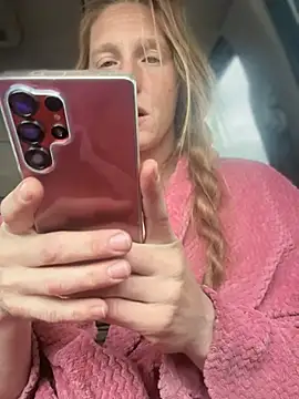 GoldenFlameGoddess online show from 03-30-26, 03:24