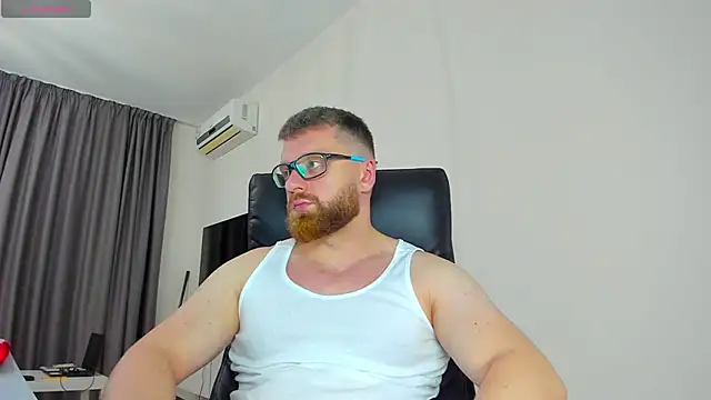 Snapshot of Findom_guy chatting on 03-31-26, 10:26 Findom guy online show from 03-31-26, 10:26