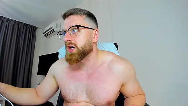 Snapshot of Findom_guy chatting on 04-12-26, 03:06 Findom guy online show from 04-12-26, 03:06